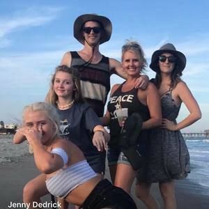 Meet your Posher, Justin